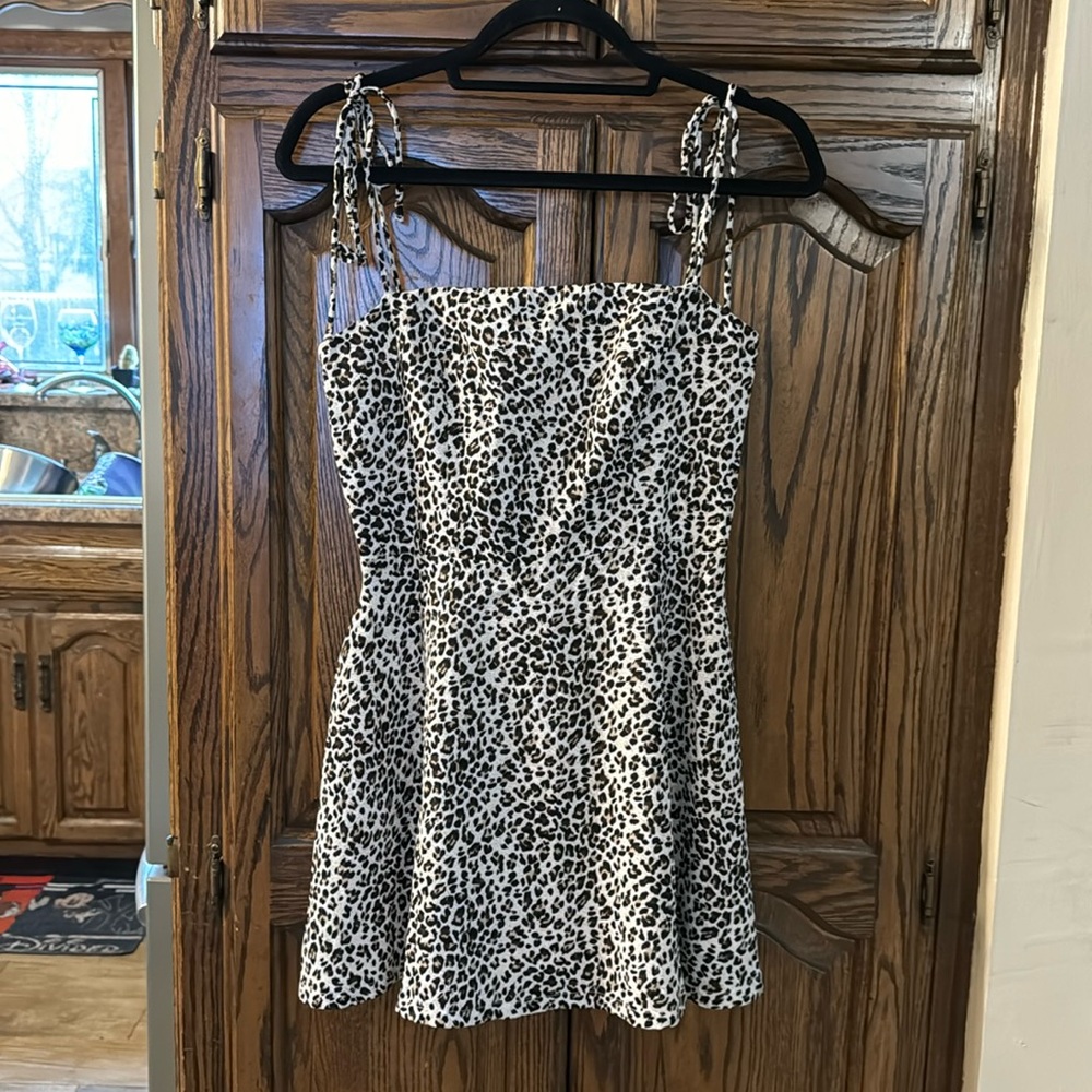 EUC!!⭐️⭐️Adorable Princess Polly cheetah print spaghetti strap dress, size 4
